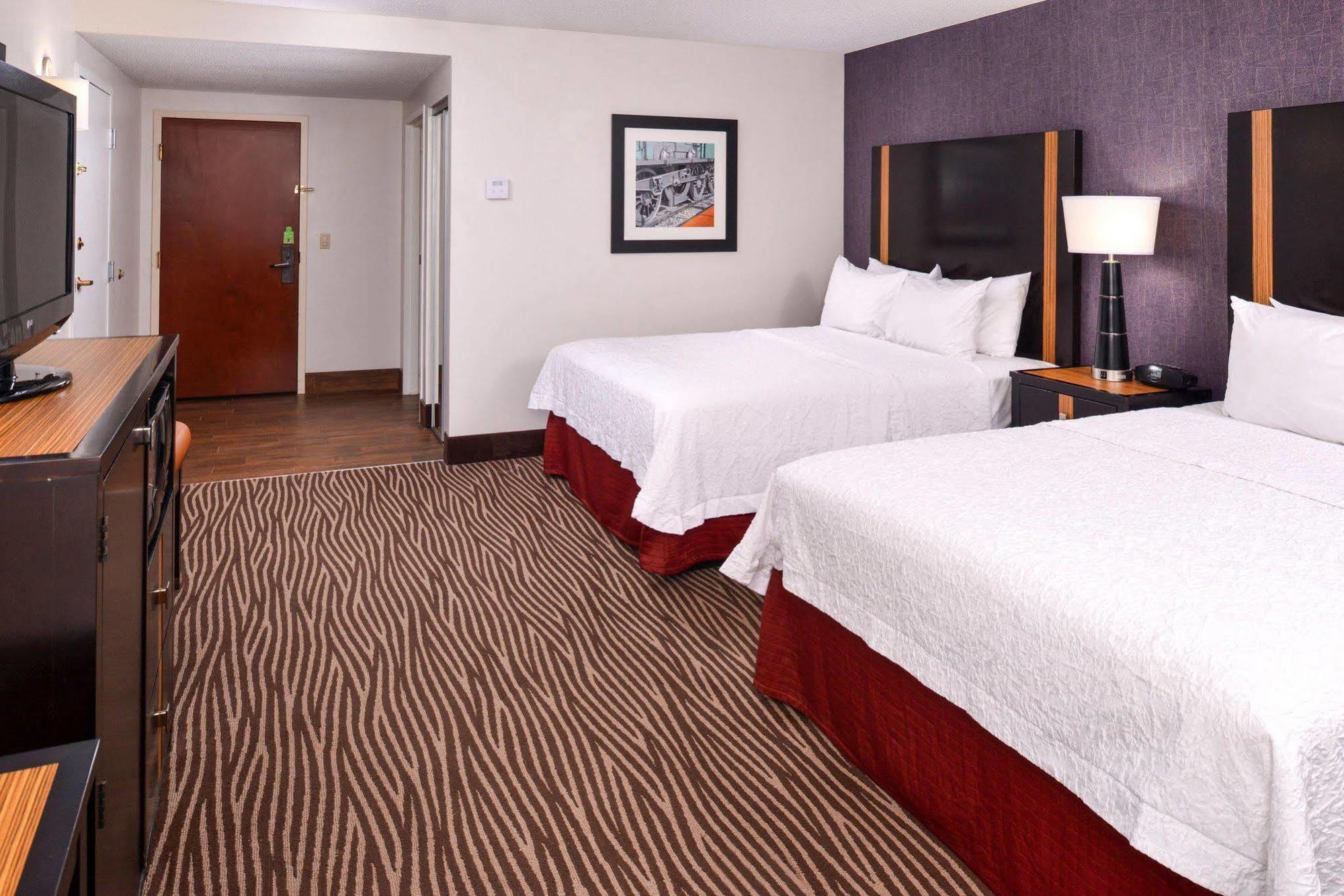 Hampton Inn Springfield Exteriér fotografie
